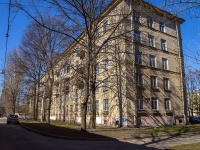 Nevsky district, st Tkachey, house 17. Apartment house