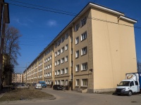 Nevsky district, Rabfakovskaya st, 房屋 3 к.1. 公寓楼