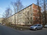 Nevsky district, st Novo-aleksandrovskaya, house 27. Apartment house