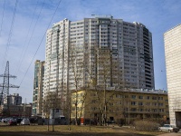 Nevsky district, Shelgunov st, 房屋 7 к.2. 公寓楼