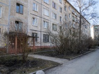 Nevsky district, 3rd Rabfakovskiy , 房屋 8. 公寓楼