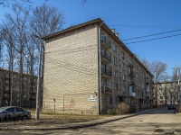 Nevsky district, 3rd Rabfakovskiy , 房屋 12 к.2. 公寓楼