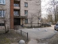 Nevsky district, Kibalchich st, house 14. Apartment house