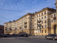 Nevsky district, st Polyarnikov, house 19. Apartment house