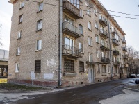 Nevsky district, Zaporozhskaya st, 房屋 15. 公寓楼