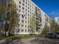 Nevsky district, avenue Solidarnosti, house 13 к.2. Apartment house
