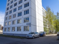 Nevsky district, Solidarnosti avenue, house 19. Apartment house