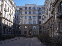 Petrogradsky district,  , house 73-75. Apartment house