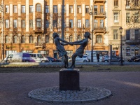 Петроградский район, скульптура 