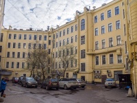 Petrogradsky district,  , 房屋 31/33. 公寓楼