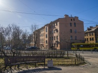 Петроградский район, улица Бармалеева, дом 33. многоквартирный дом