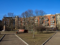 Petrogradsky district,  , house 84-86. Apartment house