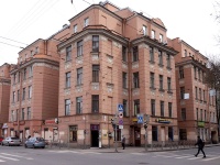 Petrogradsky district,  , house 85. Apartment house