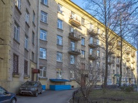 Petrogradsky district, Lev Tolstoy st, house 12. Apartment house