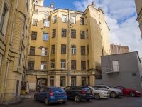 Petrogradsky district, Lev Tolstoy st, house 5. Apartment house