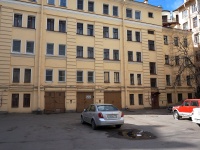 Petrogradsky district,  , 房屋 41 ЛИТ В. 公寓楼