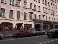 Petrogradsky district,  , house 42. Apartment house