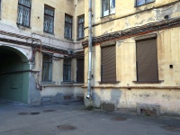 Petrogradsky district, Lenin st, house 8. Apartment house
