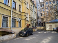 Petrogradsky district, Lenin st, house 10. Apartment house