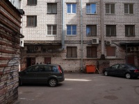Petrogradsky district, Lenin st, house 14. Apartment house