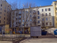 Petrogradsky district, Lenin st, house 39. Apartment house
