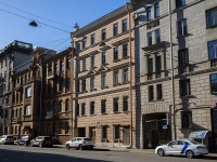 Petrogradsky district, Lenin st, 房屋 24. 公寓楼