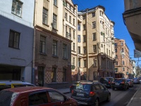 Petrogradsky district, Lenin st, house 32. Apartment house