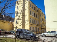 Petrogradsky district, Lenin st, 房屋 40. 公寓楼
