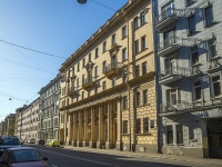 Petrogradsky district, Lenin st, 房屋 42. 公寓楼