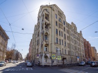 Petrogradsky district, Lenin st, 房屋 52. 公寓楼