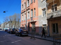Petrogradsky district,  , 房屋 33. 公寓楼
