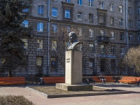 Petrogradsky district, Бюст  В.И. Ленина , Бюст  В.И. Ленина