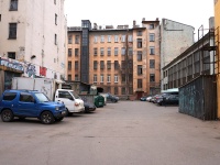 Petrogradsky district,  , house 80. Apartment house