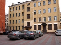 Petrogradsky district,  , house 22. Apartment house