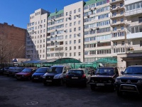 Petrogradsky district,  , 房屋 13. 公寓楼