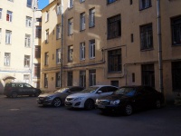 Petrogradsky district,  , house 18/16. Apartment house