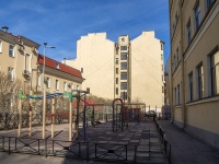 Petrogradsky district, school Средняя общеобразовательная школа №86, Mira st, house 4