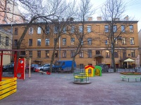 Petrogradsky district, Mira st, 房屋 7 ЛИТ А. 公寓楼