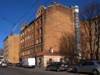 Petrogradsky district, st Mira, house 31. Apartment house