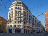 Petrogradsky district, st Mira, house 37. Apartment house