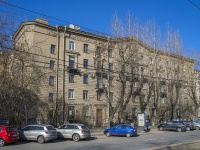 Petrogradsky district,  , house 31. Apartment house