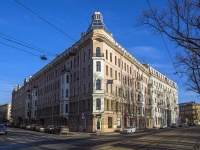 Petrogradsky district,  , 房屋 75. 公寓楼