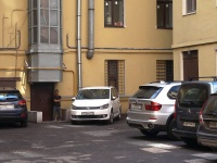 Petrogradsky district, Krestyansky alley, house 2. Apartment house