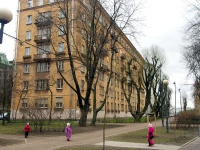 Petrogradsky district, st Kuybyshev, house 3. Apartment house