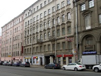 Petrogradsky district, Kuybyshev st, 房屋 7. 公寓楼