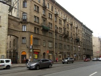 Petrogradsky district, st Kuybyshev, house 8. Apartment house