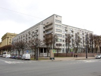 Petrogradsky district, Troitskaya square, 房屋 1. 公寓楼