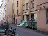 Petrogradsky district,  , 房屋 8. 公寓楼
