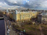 Petrogradsky district,  , house 10. Apartment house