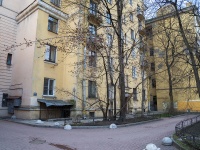 Petrogradsky district,  , 房屋 11. 公寓楼